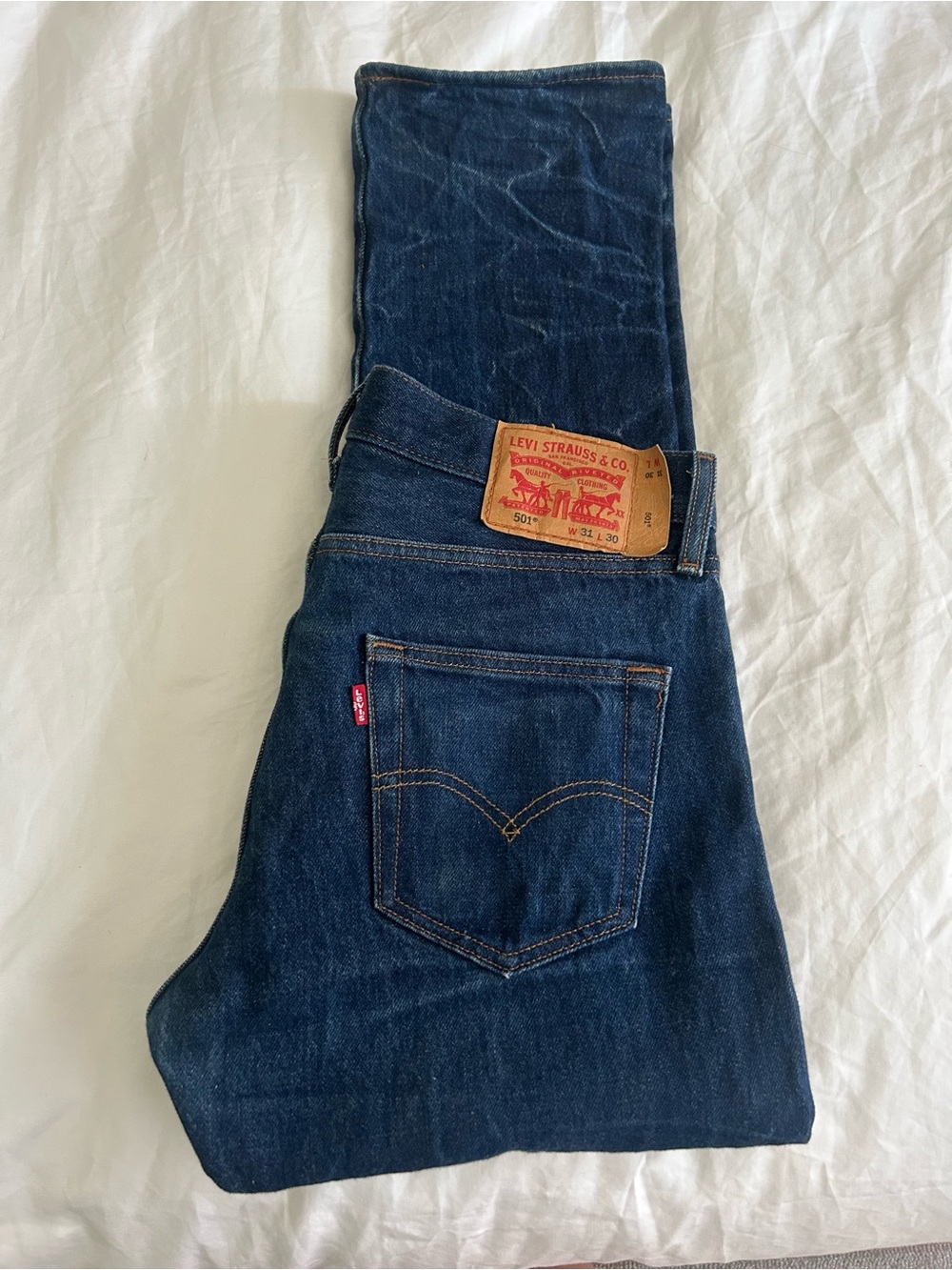 LEVIS Men's Deep Blue Straight Leg Jeans